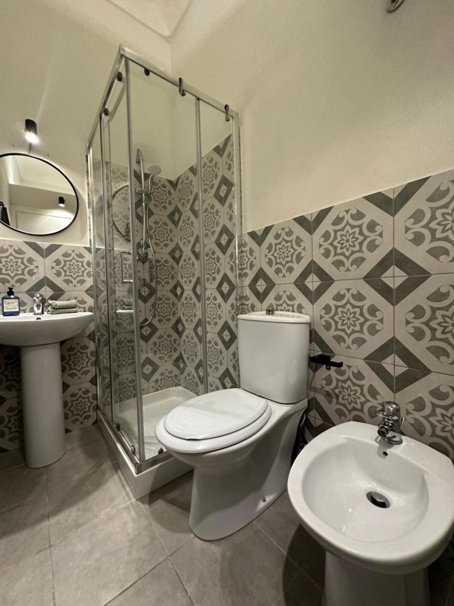 F Home Ното Экстерьер фото